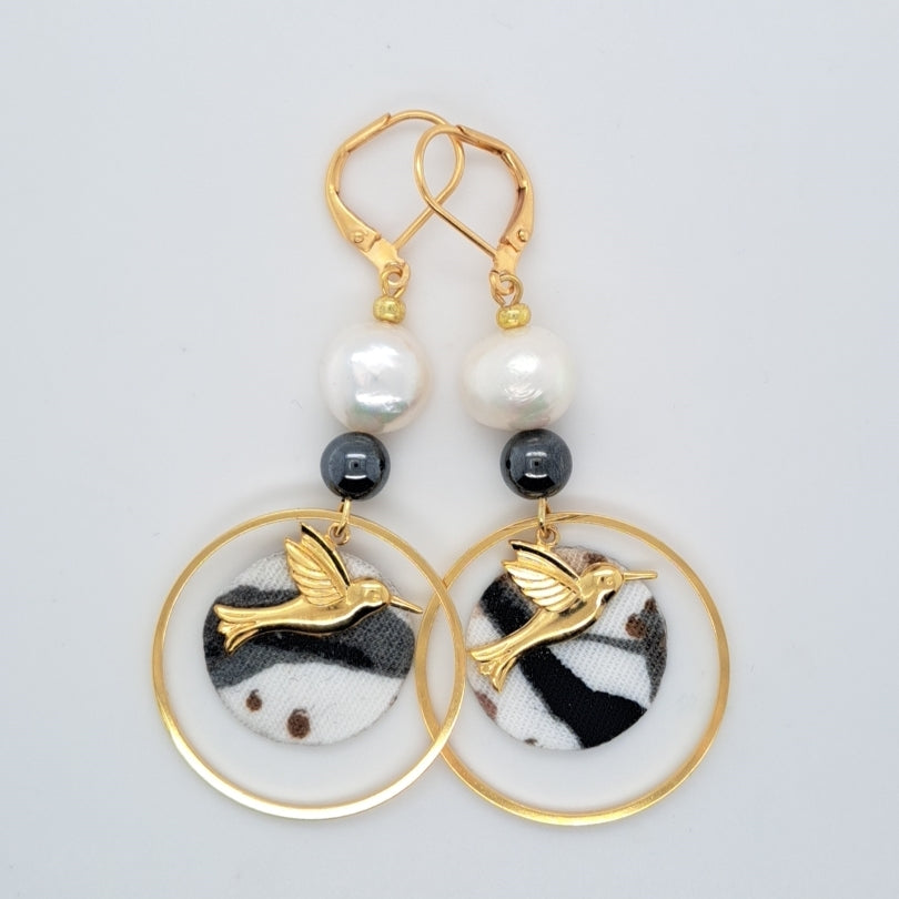Blanc Soufrière - Boucles d'oreilles perles d'eau douce hématite