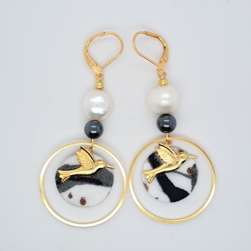 Blanc Soufrière - Boucles d'oreilles perles d'eau douce hématite