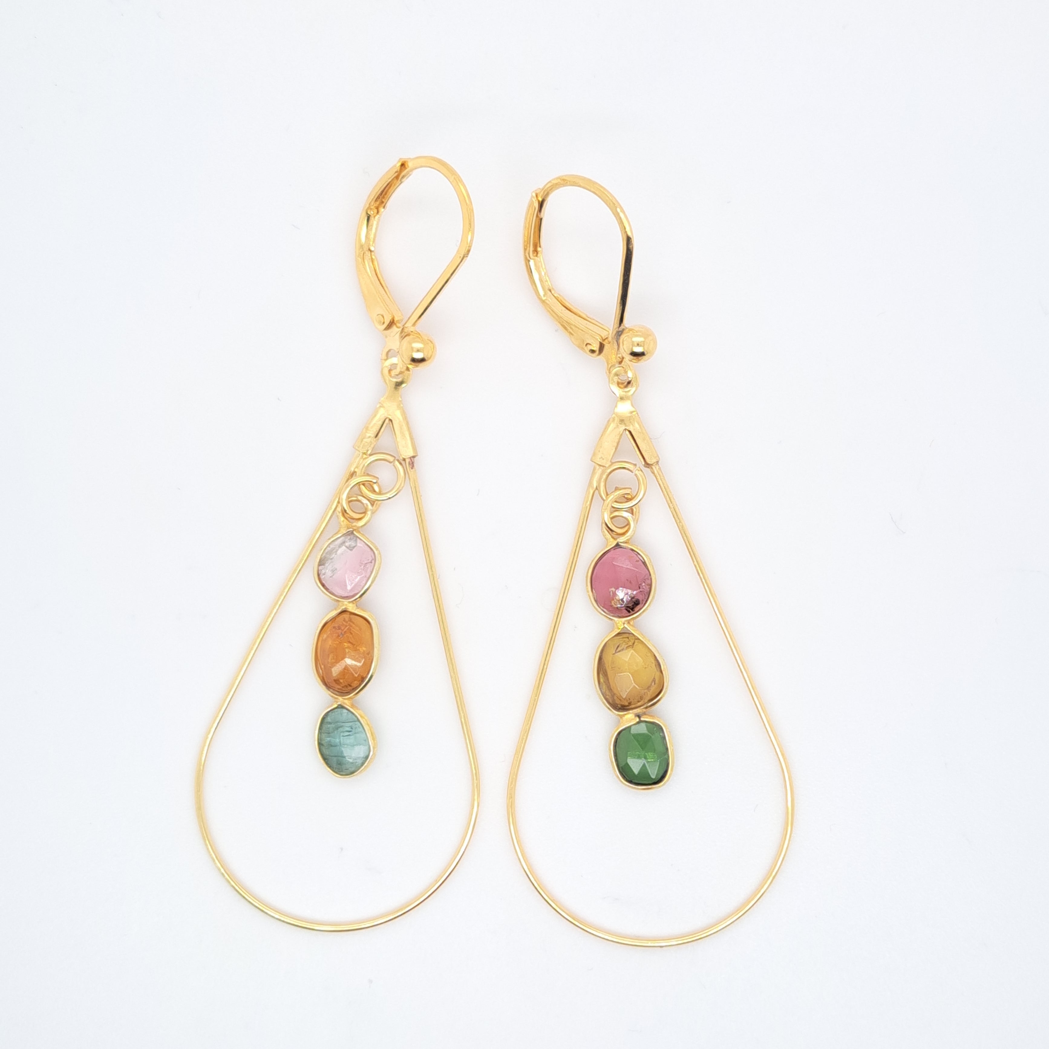 Douceur indienne - Boucles d’oreilles créoles gouttes tourmaline