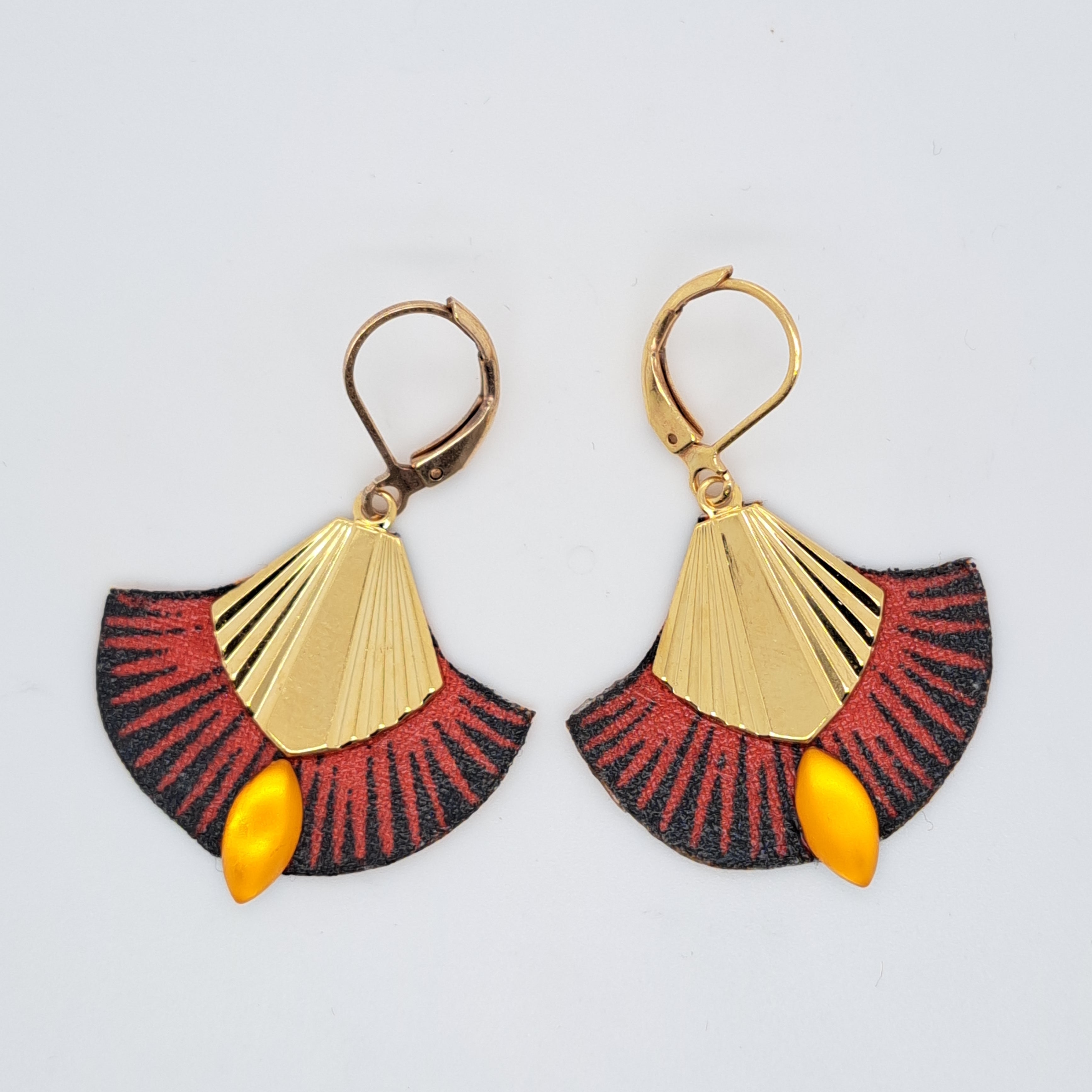 Rouge Kogi II - Boucles d'oreilles pendantes rouge