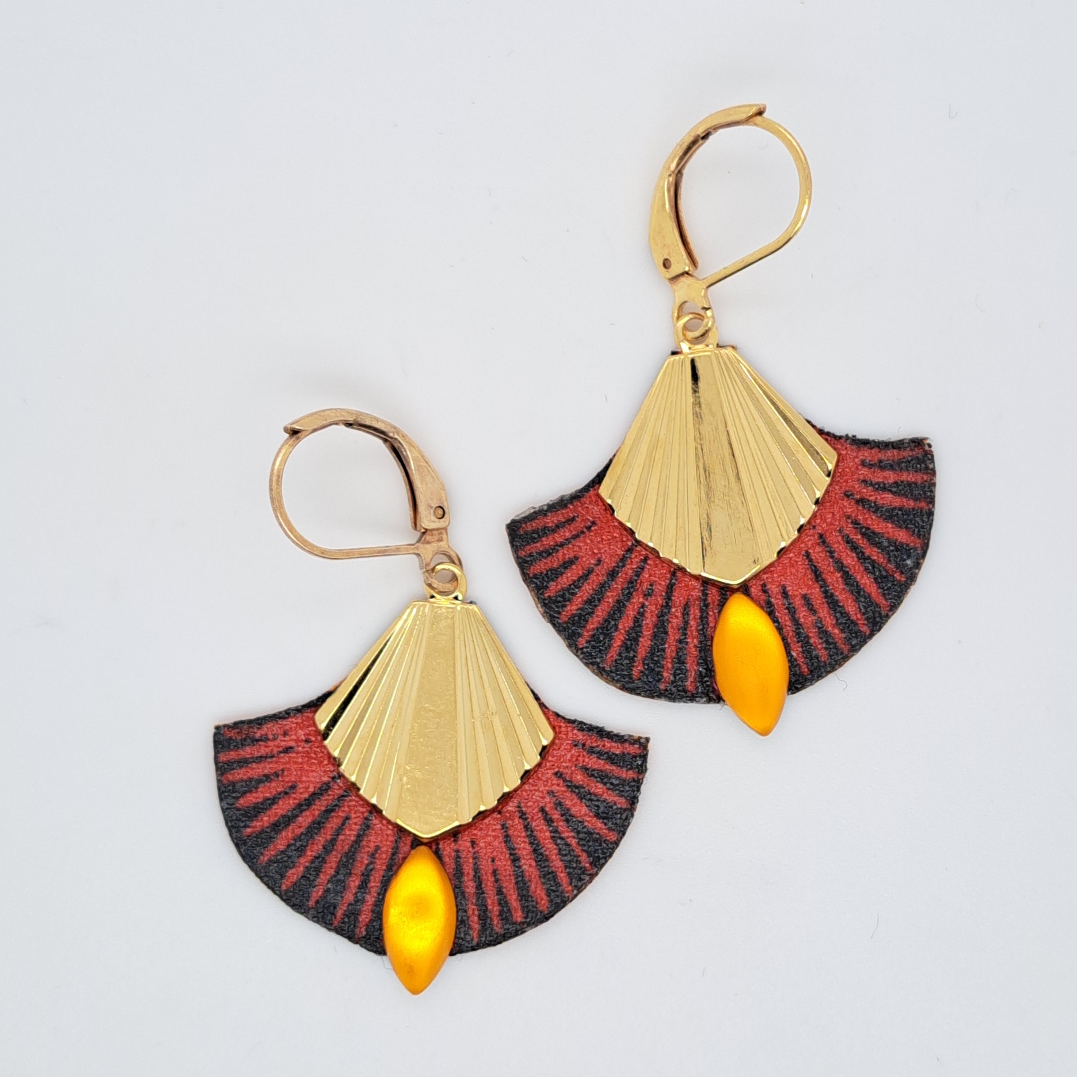 Rouge Kogi II - Boucles d'oreilles pendantes rouge