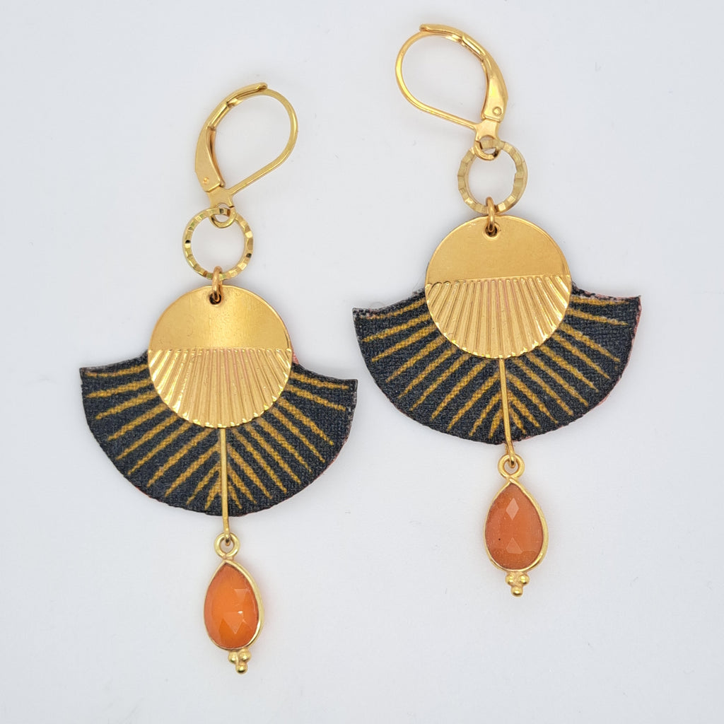 Doré Flatiron - Boucles d'oreilles pendantes cornaline