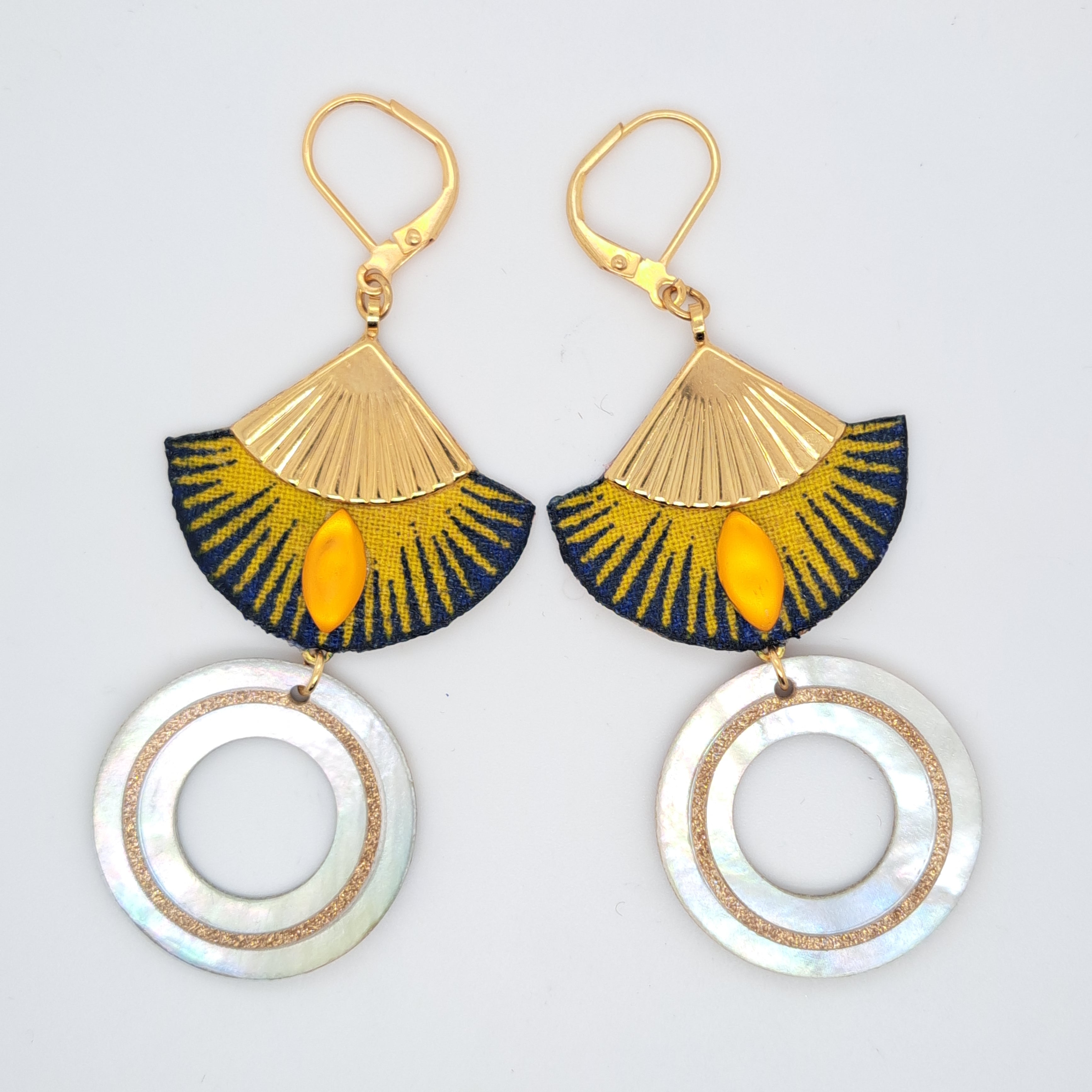 Doré Mombasa - Boucles d'oreilles nacre