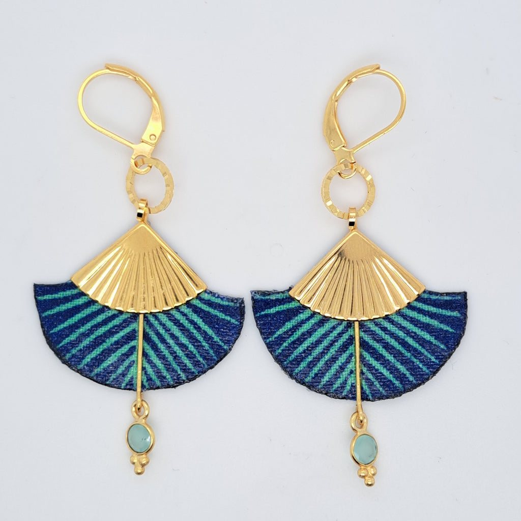 Bleu Seychelles - Boucles d'oreilles pendantes calcédoine bleue